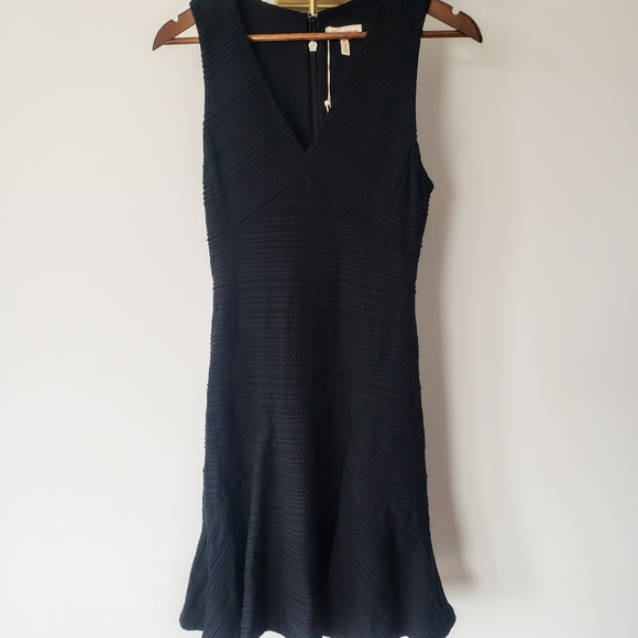 Rebecca Taylor NWT Size 6 Fit & Flare Black Dress - Picture 3 of 5